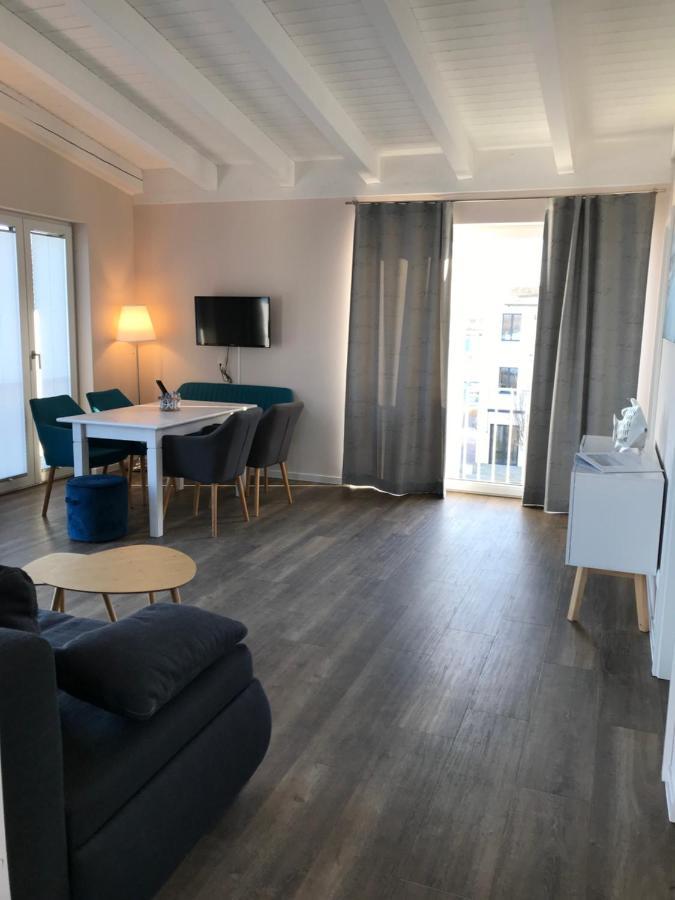 Hafen 15 - Ihre Ferienwohnung Am Hainer See Bei Leipzig ノイキエリッチュ エクステリア 写真